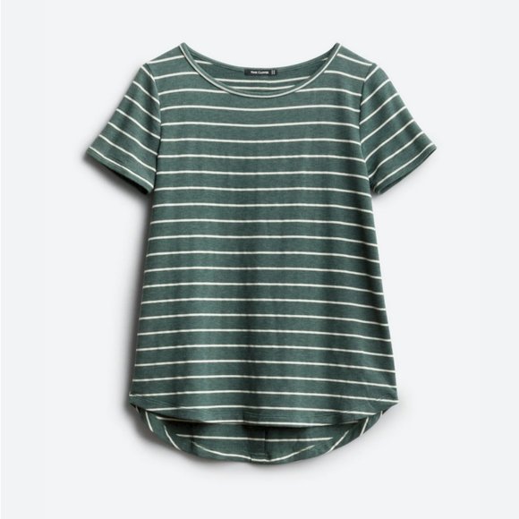 NWT Pink Clover Daisee Button Back Detail Knit Tee (Stitch Fix) - Picture 1 of 3